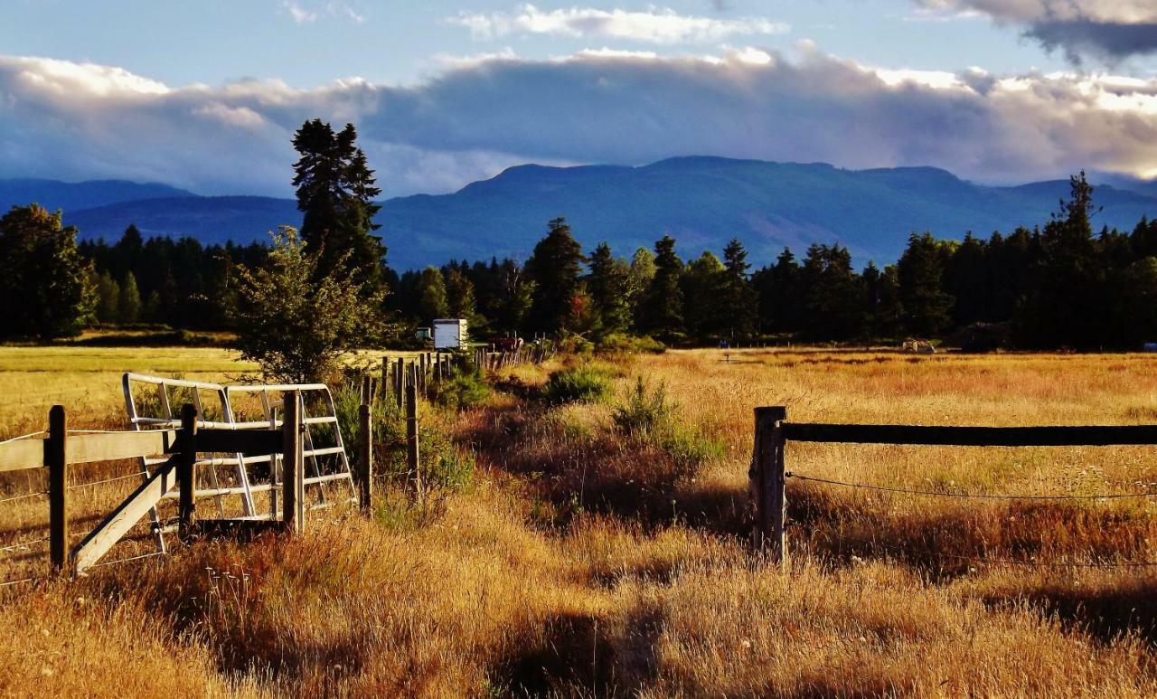 Paradise Acres Ranch Nanoose Bay المظهر الخارجي الصورة